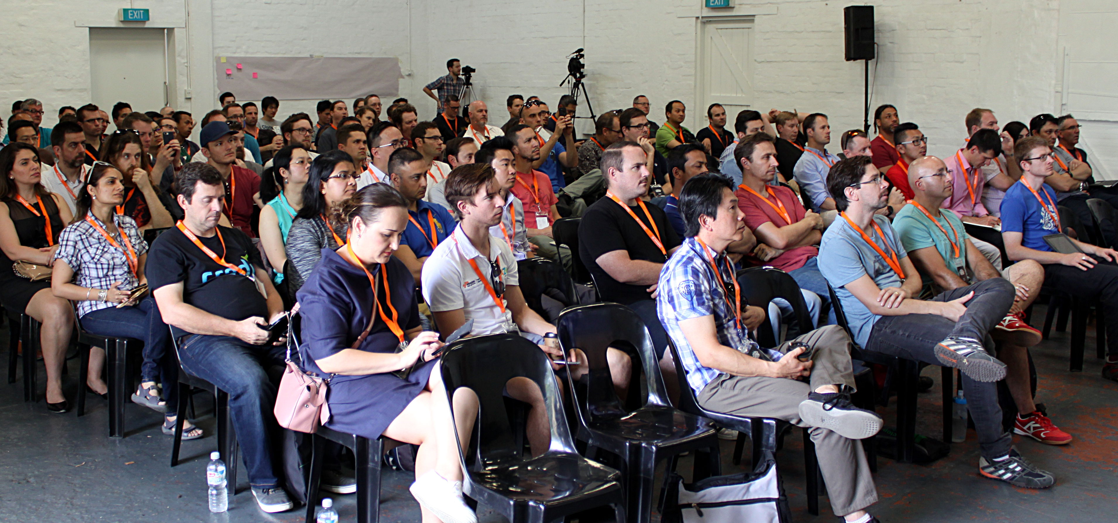 Latency Crowd